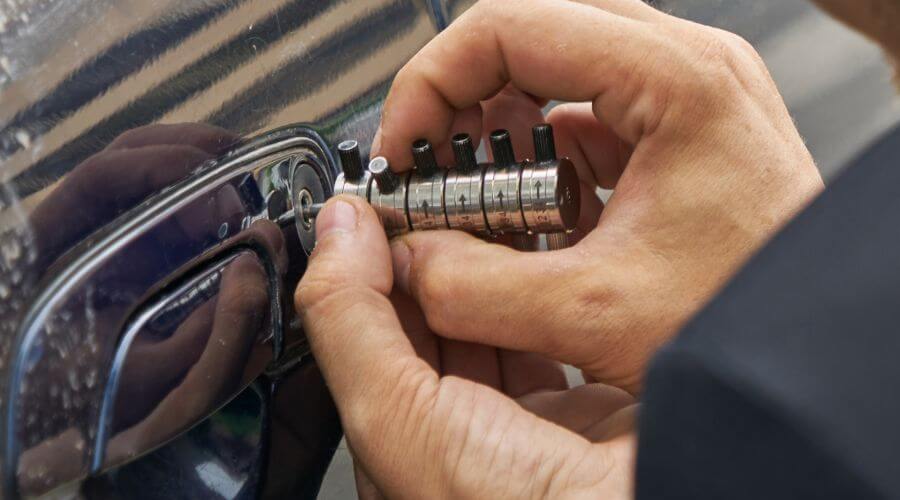 Expert new roof installation services in Nickerson, KS